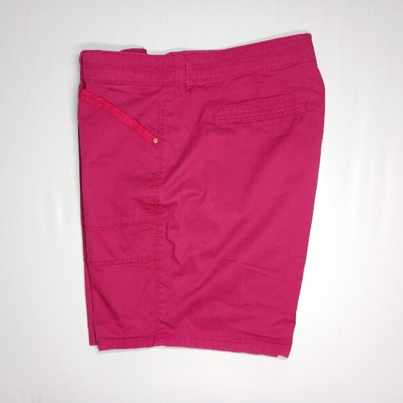 Lee 1889 Womens 14P Midrise Fit 8" Utility Bermuda Short Cranberry 14 Petite - Picture 4 of 9
